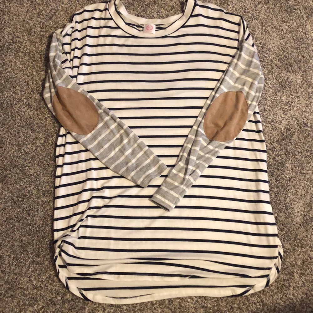 Long sleeved shirt